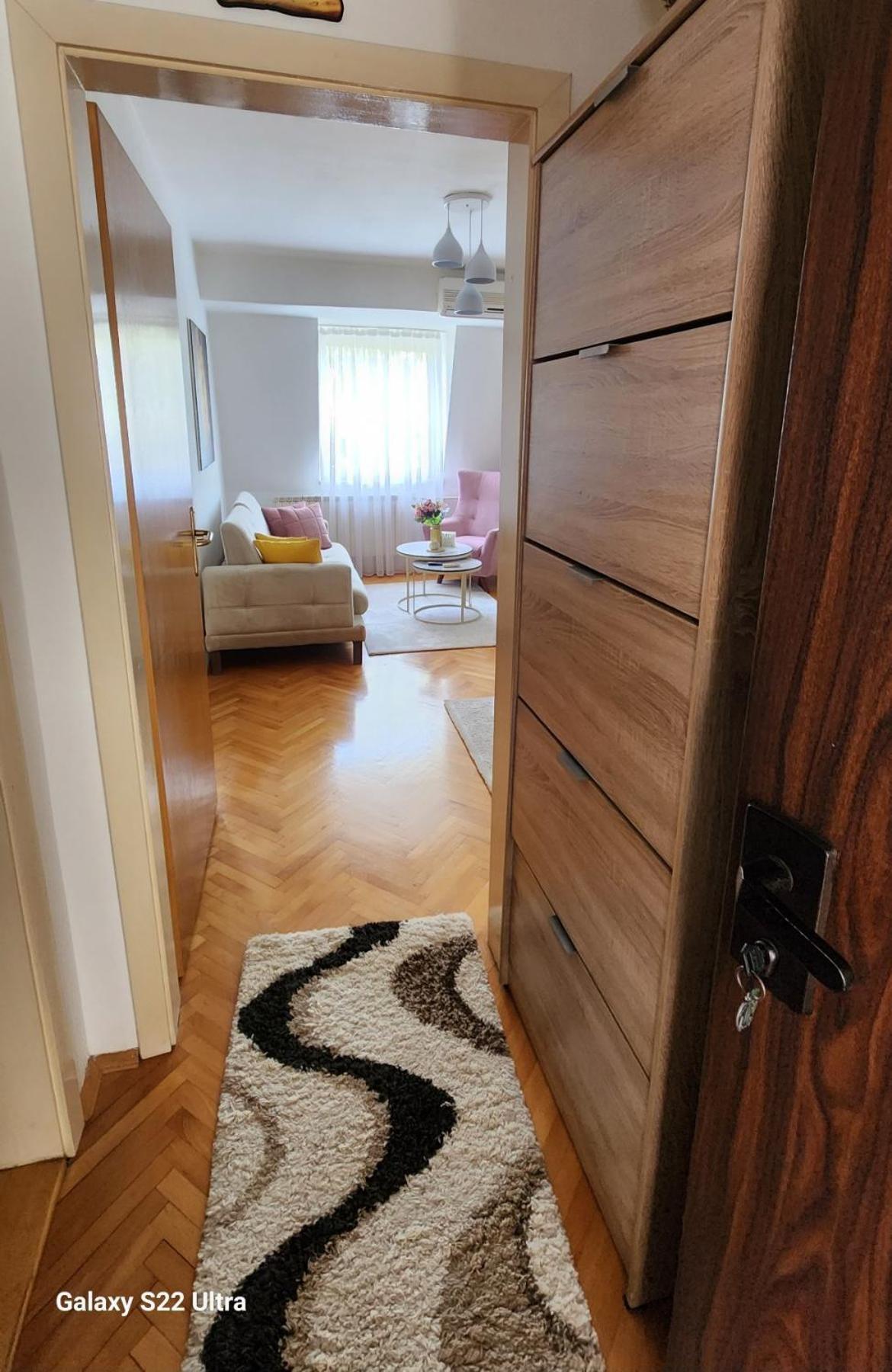 Apartment 88, Self Check-In, Free Parking Скопье Экстерьер фото
